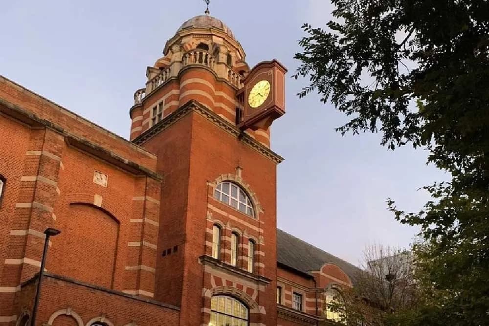 Hightime Academy London office area